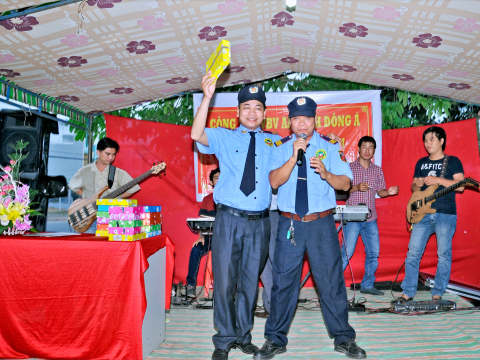 Tất niên Công ty