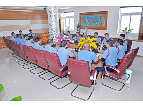 HỌP ĐỘI TRƯỞNG HÀNG THÁNG