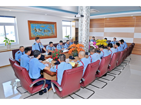 HỌP ĐỘI TRƯỞNG HÀNG THÁNG