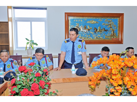 HỌP ĐỘI TRƯỞNG HÀNG THÁNG