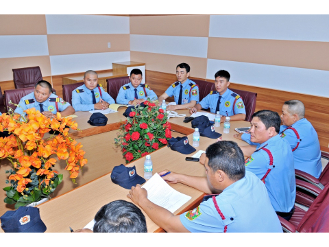 HỌP ĐỘI TRƯỞNG HÀNG THÁNG