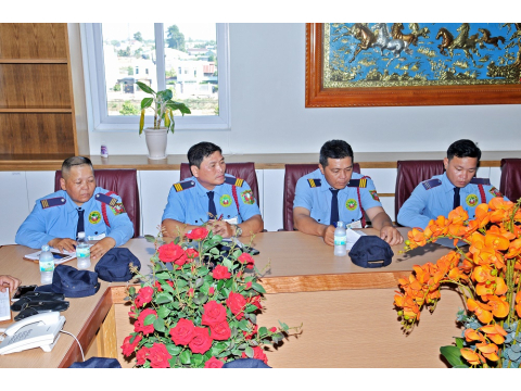 HỌP ĐỘI TRƯỞNG HÀNG THÁNG