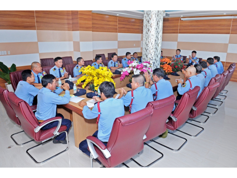 HỌP ĐỘI TRƯỞNG HÀNG THÁNG