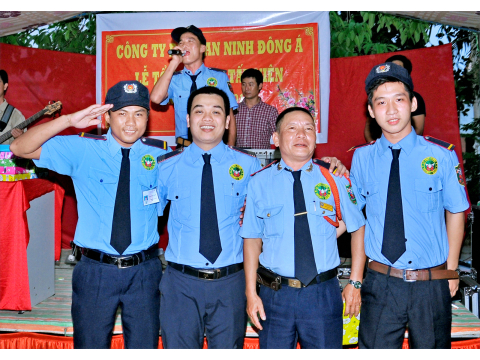 Tất niên Công ty