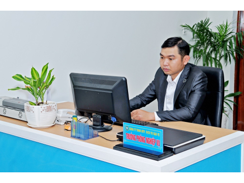 ĐỘI NGŨ NHÂN SỰ CẤP CAO