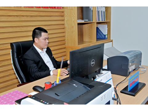 ĐỘI NGŨ NHÂN SỰ CẤP CAO