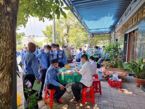 KHÁM SỨC KHỎE ĐỊNH KỲ CHO NHÂN VIÊN