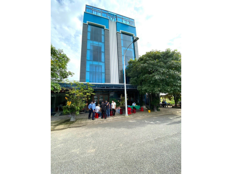 KHÁM SỨC KHỎE ĐỊNH KỲ CHO NHÂN VIÊN